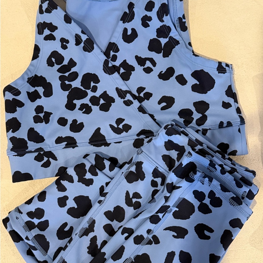 Blue and Black Leopard Print Activewear Set